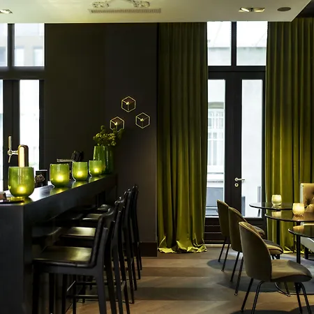 Het Arresthuis Szálloda