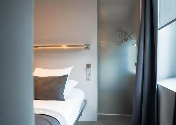 Het Arresthuis Hotel 5*
